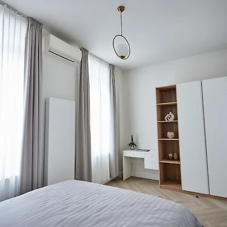 Appartement Urban Chic In The Heart Of